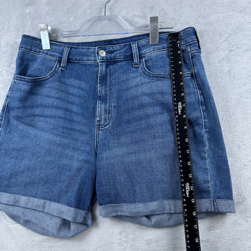 Old Navy High Rise Denim Wow Shorts Womens Size 14 Rolled Cuff Hem Blue - Picture 8 of 9